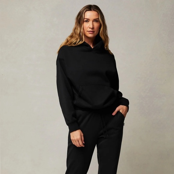 NWT Fabletics Year Round Terry Hoodie - Picture 3 of 7